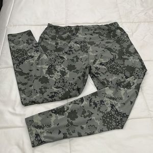 Maurices Leggings Camouflage Size X-LARGE
